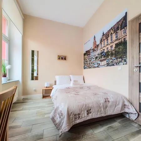 Апартаменты Glowny Comfort By Bookinghost *